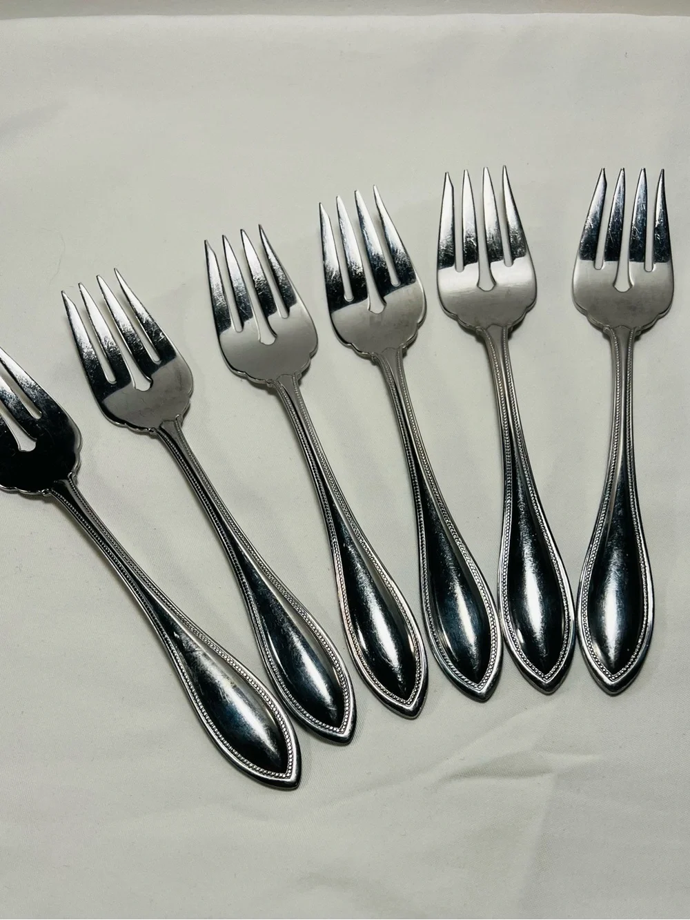 Oneida stainless arbor